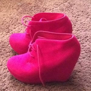 Hot pink wedges